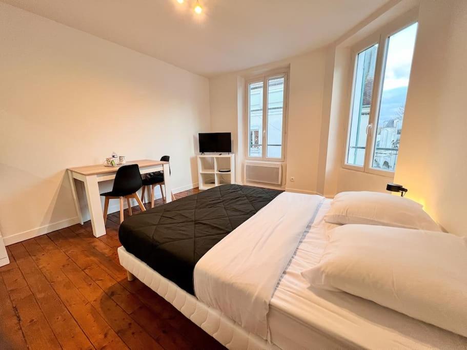Appartement Maciet 2- Centre Ville Meaux-Gare-Disney Dış mekan fotoğraf
